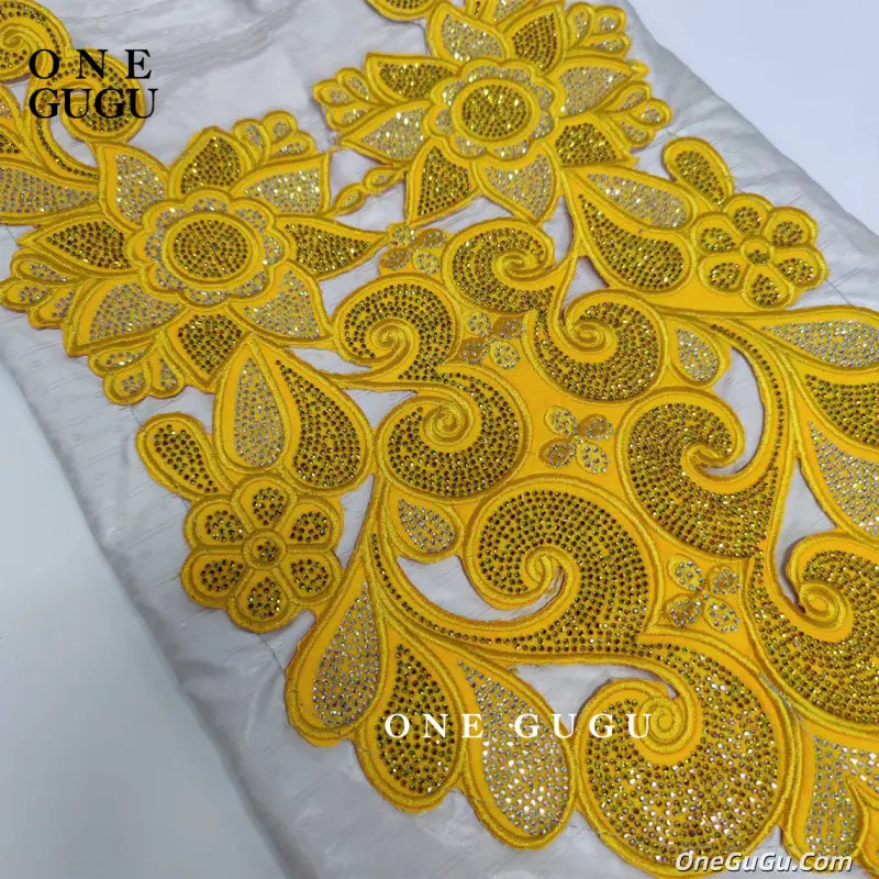 2026 Nigerian Original Bazin Dress Dashiki Gold Brocade Embroiderey Basin Clothing White Robe Wedding Party Lady Gown Dresses